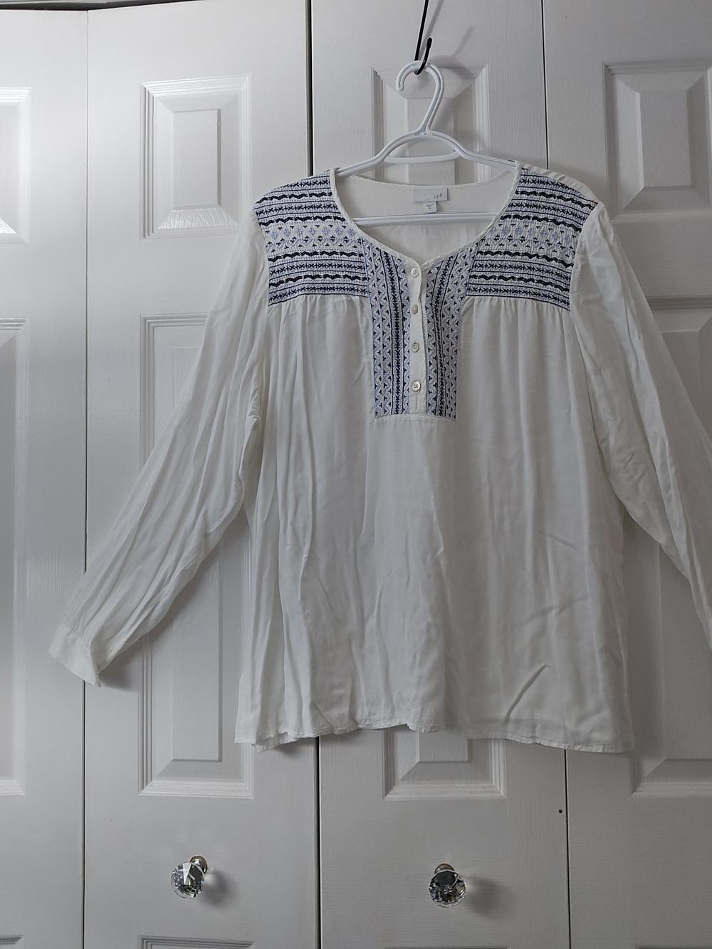 J. Jill Off White/Cream Relaxed Long-Sleeve Peasant Blouse With Embroidery